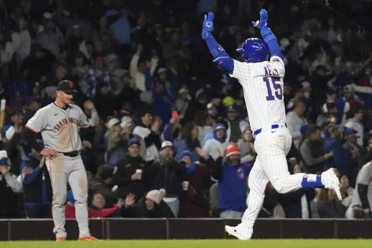 050625-cubsgiants-768x51280683-1