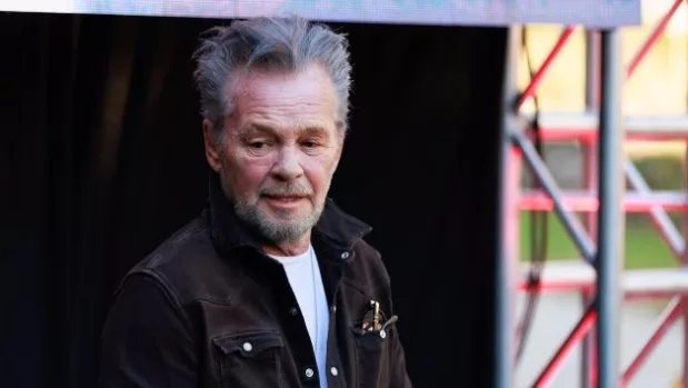 getty_johnmellencamp_051225684535