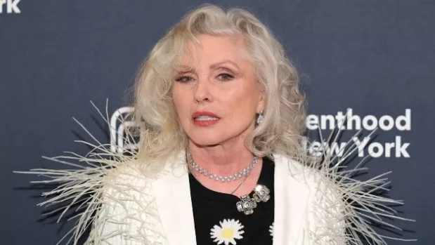 getty_debbieharry_060225290944