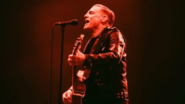 getty_bryanadams_060325649204