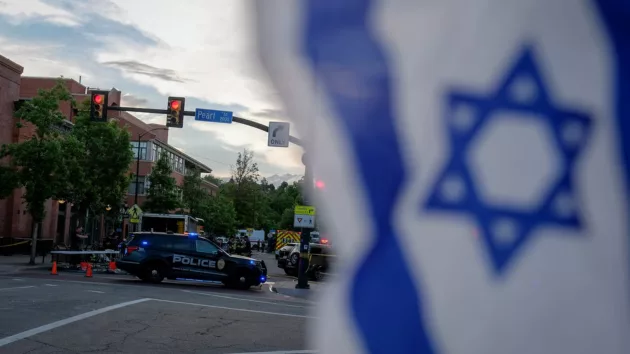 news_boulderisraeliflag_632528475