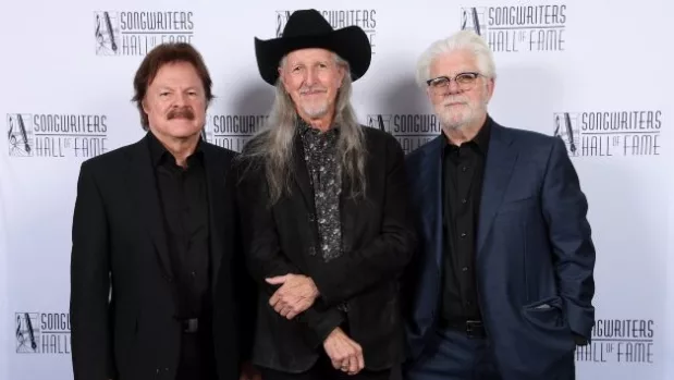 m_doobiebrothersshof_061325558440