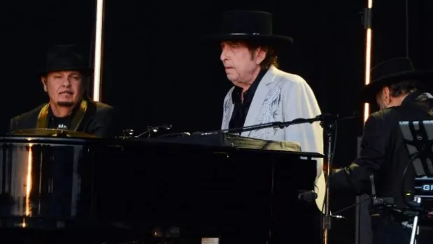 getty_bobdylan_06172558326
