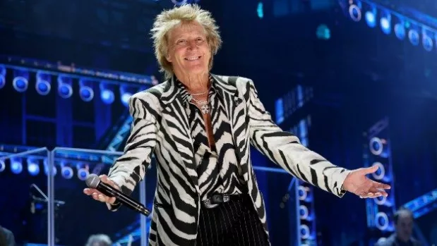 getty_rodstewartzebrastripe_062525104833