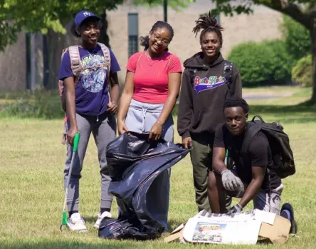 bh-city-summer-job-students-2-768x604531275-1
