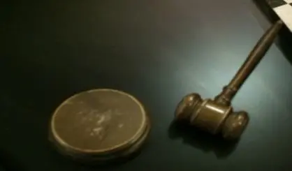 gavel947226875