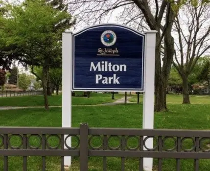 milton-park160312