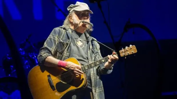 getty_neilyoung_090425716488
