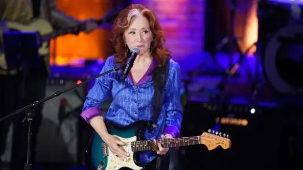 getty_bonnieraitt_09303550935