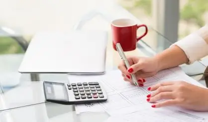 taxes-safe-4721036