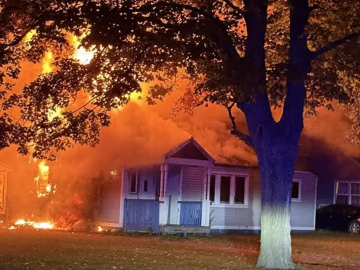 bentoncharterfire556450