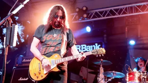 getty_acefrehley_102225324184