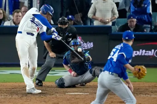102825-dodgersbluejays-768x512563212-1