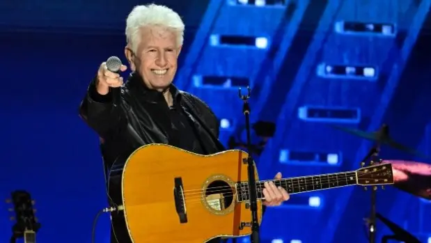 getty_grahamnash_111225749806