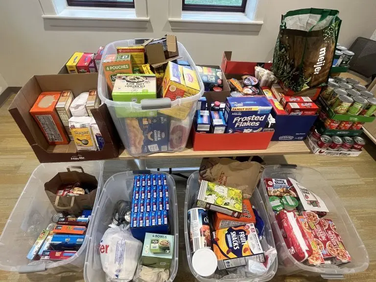 251119-cass-county-food-drive-768x576657538-1