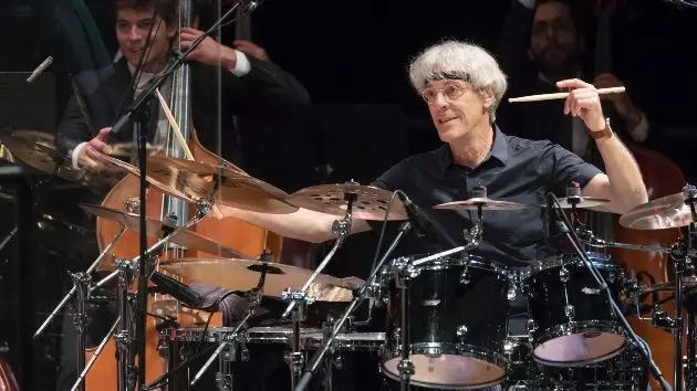 m_stewartcopeland_creditharrison20parrott_021026320395