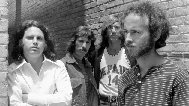 getty_thedoors_021826916174