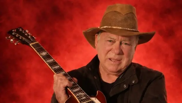 m_williamshatner_02192696425