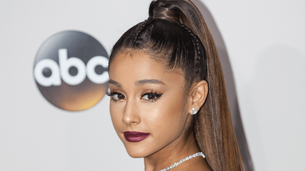 Ariana Grande Reveals Positions Deluxe Edition To Drop Soon Blazer 91 1 Wvub