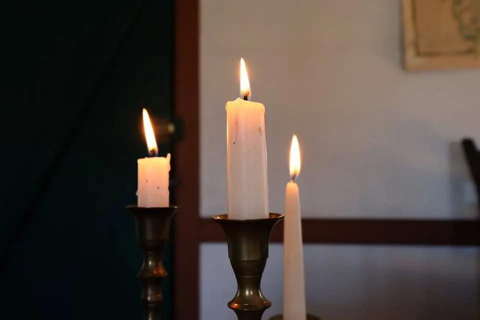 Christmas Candlelight Tour