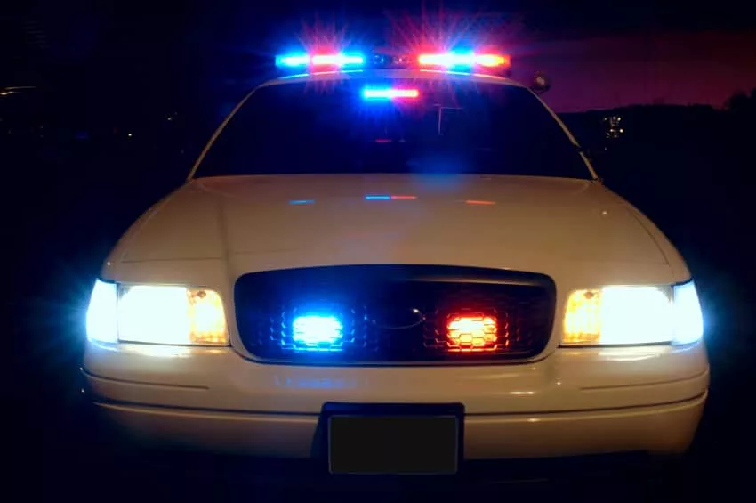 police_car_with_emergency_lights_on-jpg-13