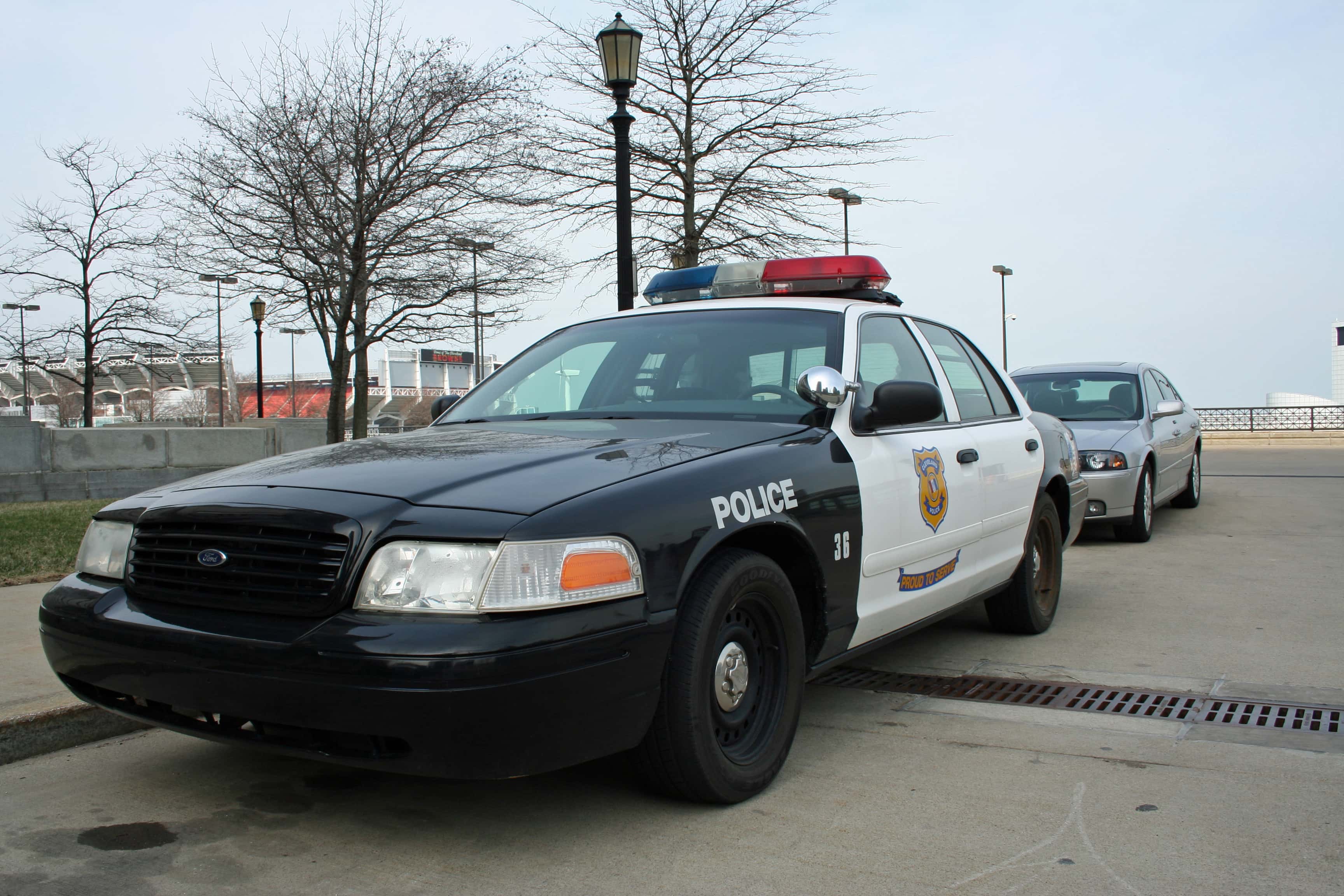 cleveland_police_car