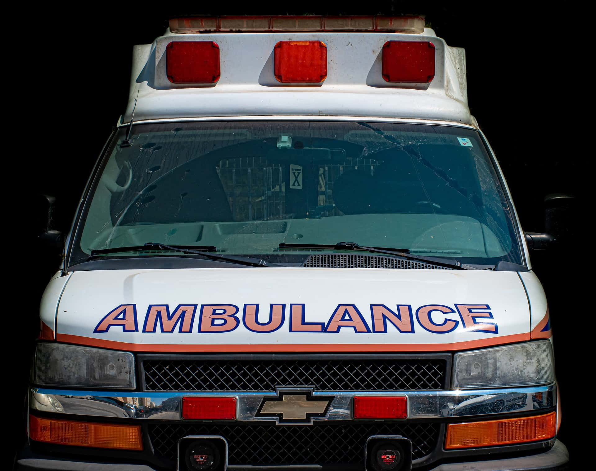 ambulance-4504675_1920-jpg-9