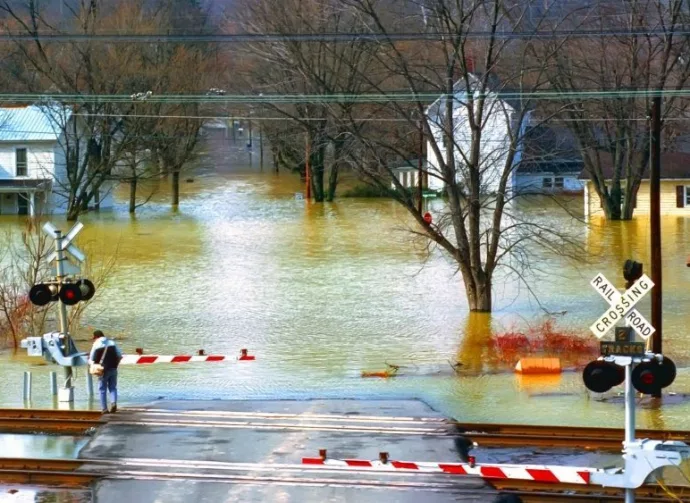 Severe Spring flooding the small city of Lebanon^ Kentucky. Created 05.11.24