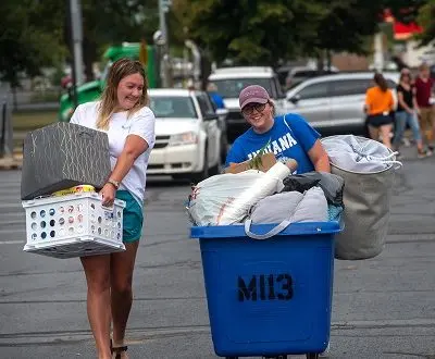 isu-move-in-day
