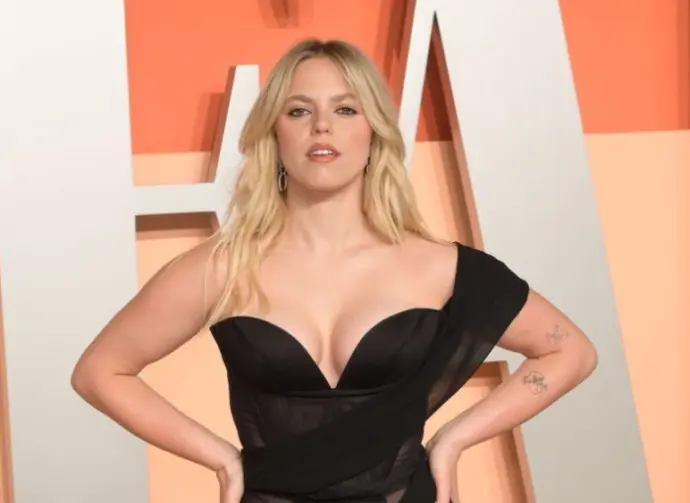 Renee Rapp at the Vanity Fair Party. Los Angeles^ CA. 02MAR2025