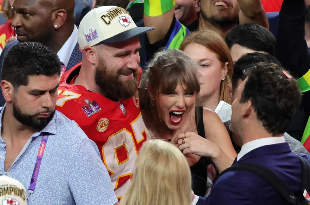 Taylor Swift Is 'Feeling Fantastic' After Chiefs Win, Leaves Game