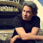 cover-gustavo-dudamel-billboard-2024-bb15-joe-pugliese-4-1548975528