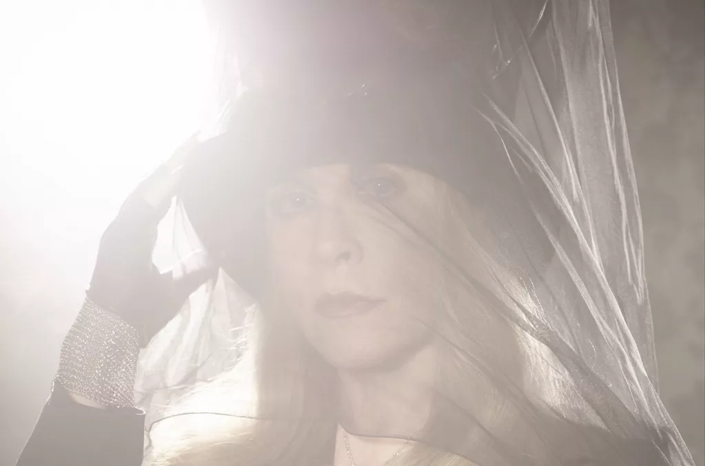 Stevie Nicks Casts a New Spell on 'Saturday Night Live' With Powerful