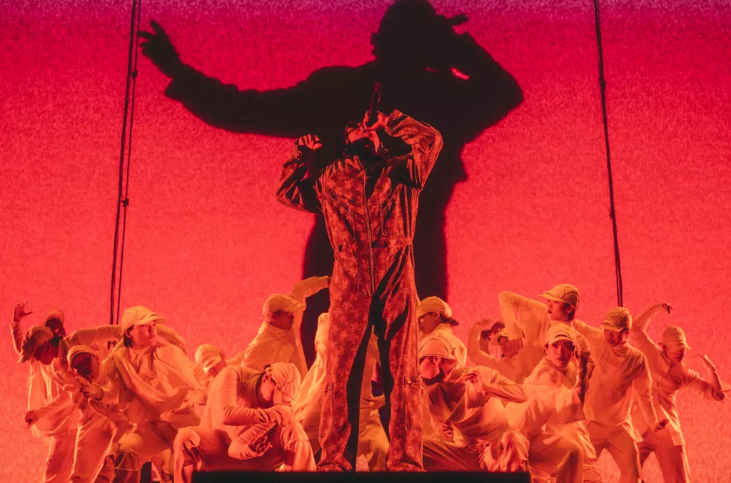 RADWIMPS Frontman Yojiro Noda Fans & Guest Acts to Special