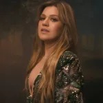 kelly-clarkson-where-have-you-been-screenshot-2025-billboard-1548614829