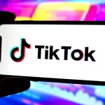 tiktok-phone-2025-akli-billboard-1548663220