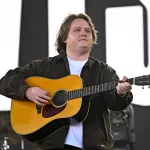 lewis-capaldi-glastonbury-festival-2025-billboard-1548841561