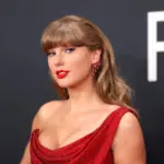 taylor-swift-2025-grammy-awards-billboard-1800204144
