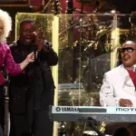 cyndi-lauper-stevie-wonder-2009-billboard-1800351075