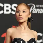 ariana-grande-vma-2025-02-billboard-1800572367