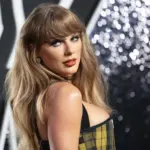 taylor-swift-2024-mtv-awards-red-carpet-billboard-1800950272