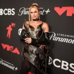 paris-hilton-vma-arrivals-2025-billboard-1800618320