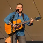 zach-bryan-london-tour-2025-billboard-1800939997