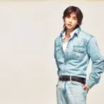 hyunjin-stray-kids-guess-billboard-1800442527