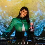 credit-ari-weiss-4395996