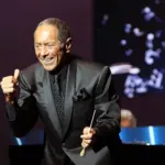 do-not-reuse-03-paul-anka-billboard-1240629531