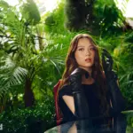 feature-laufey-billboard-2026-bb4-molly-matalon-1-1800655768