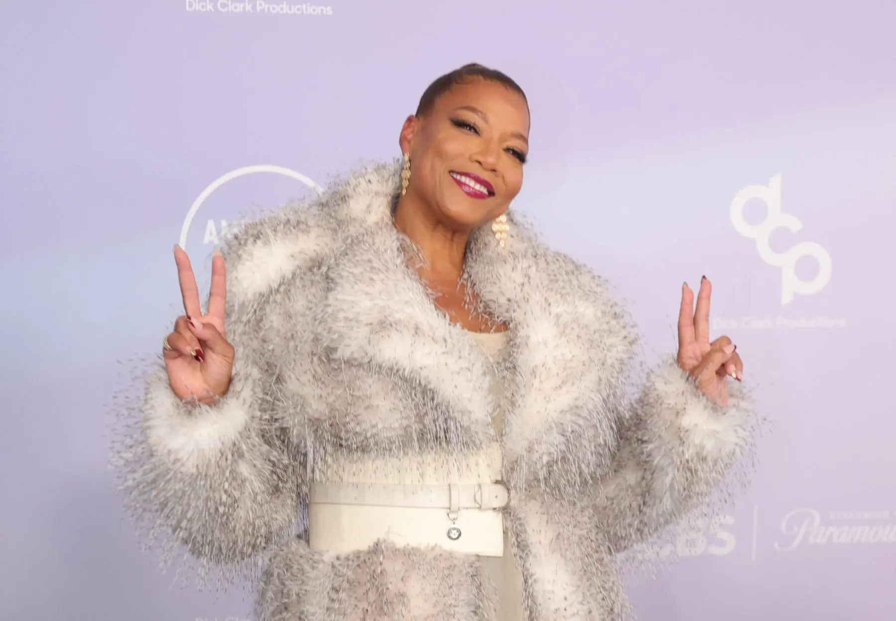BTS Pops Out at the 2026 American Music Awards to Deliver