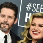 Kelly Clarkson and Brandon Blackstock arrives for the 25th Annual Critics' Choice Awards on January 12^ 2020 in Santa Monica^ CA LOS ANGELES - JAN 12