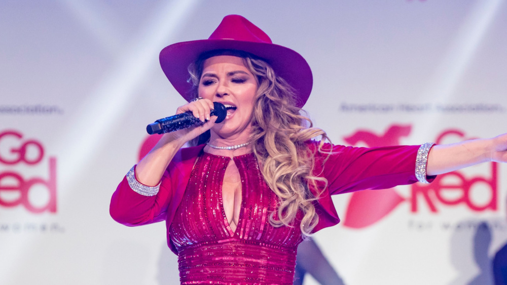 Shania Twain to release 'Come On Over (Special Edition)' | Classic Country 98.1 WBRF - Vimarsana News